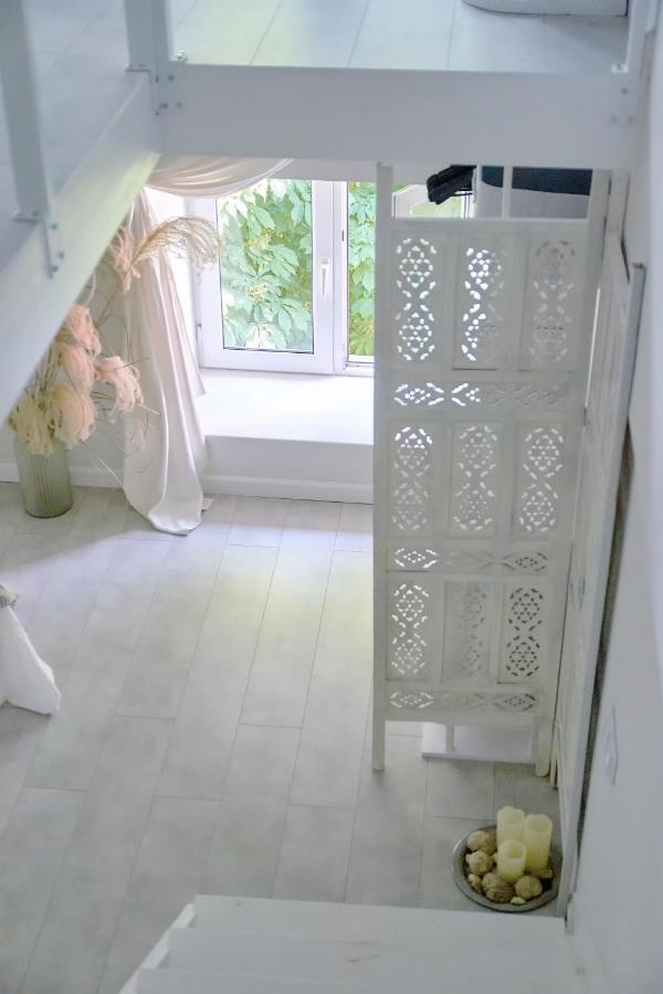 White Door Apartments Heart Of Odessa 4 Exterior foto
